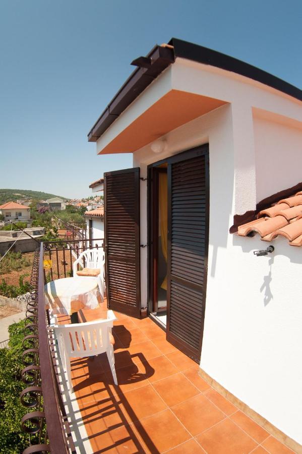 Apartments By The Sea Slatine, Ciovo - 12176 Exterior foto