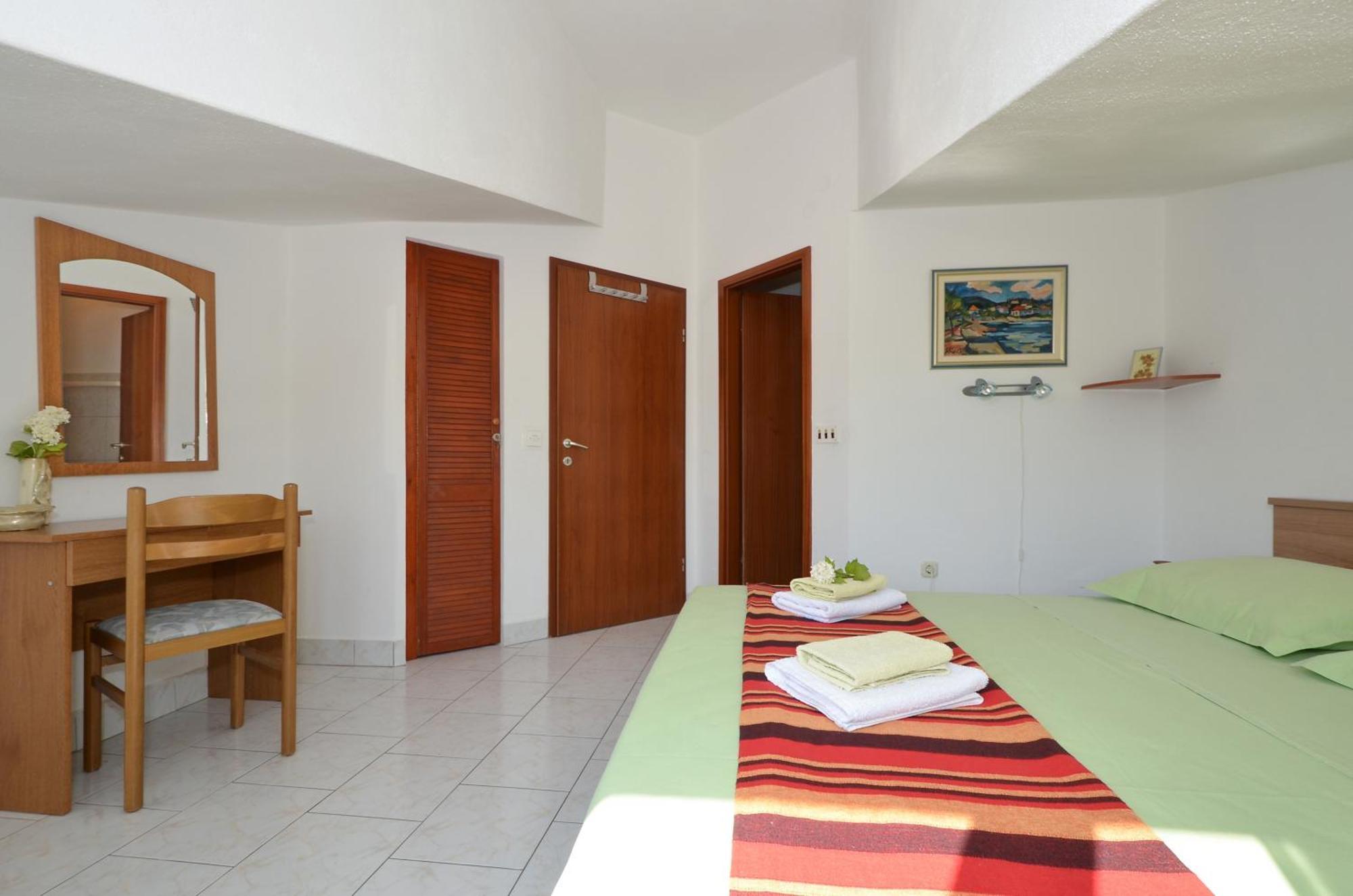 Apartments By The Sea Slatine, Ciovo - 12176 Zimmer foto