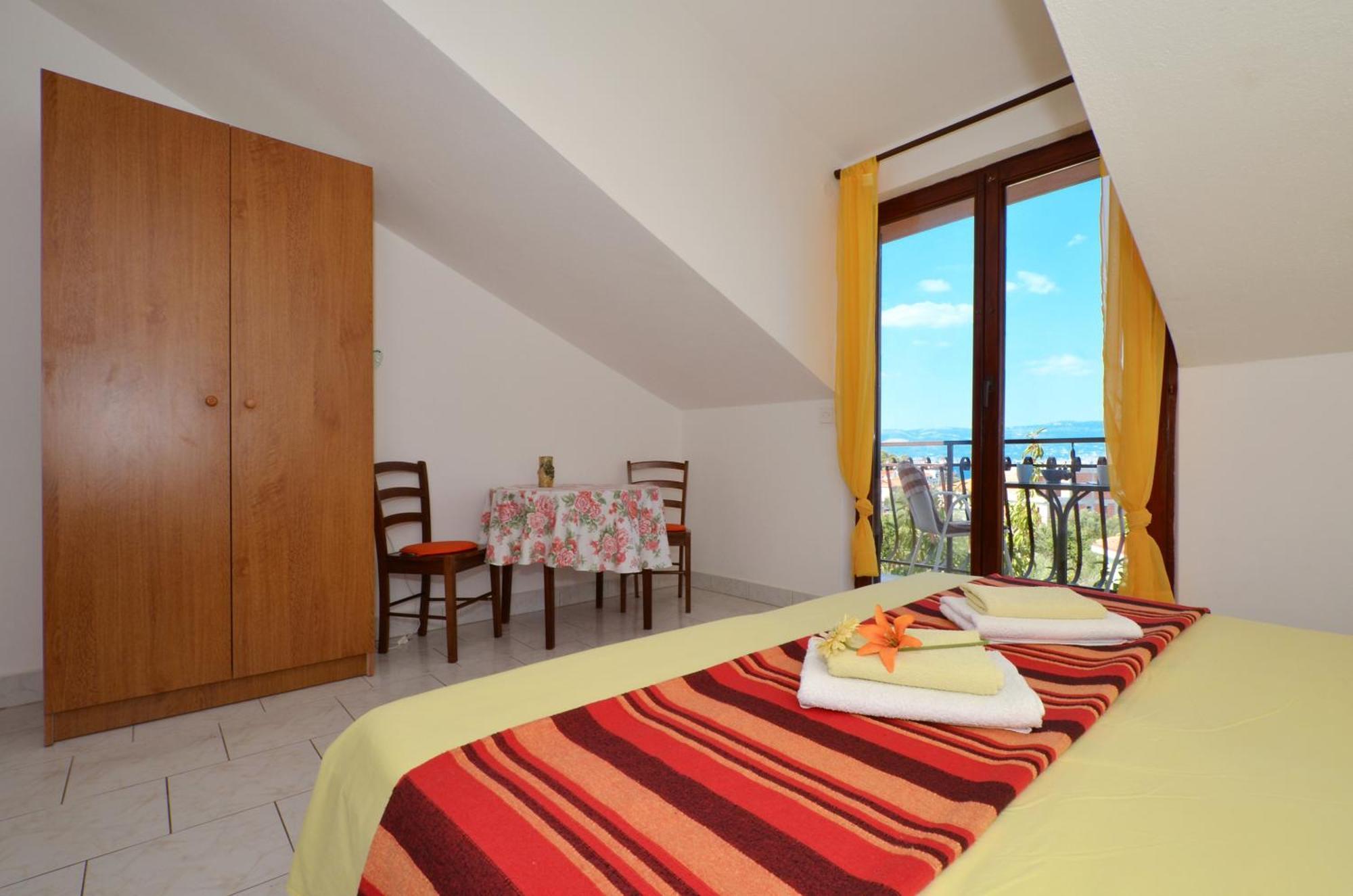 Apartments By The Sea Slatine, Ciovo - 12176 Zimmer foto